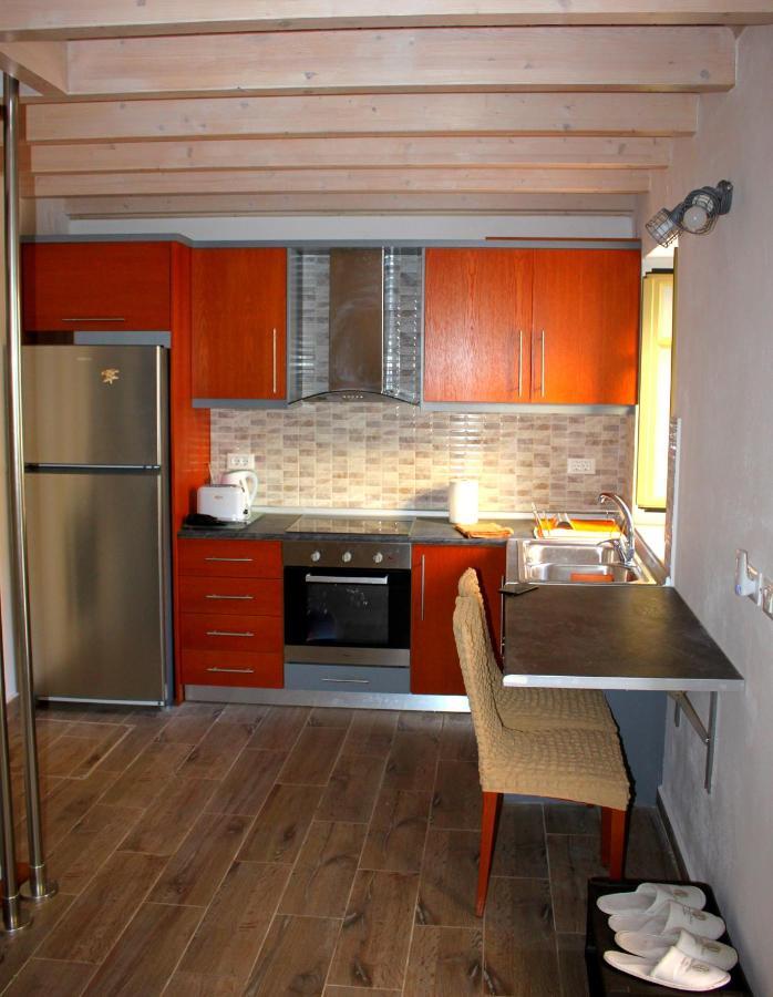 Evanna House Сими Екстериор снимка